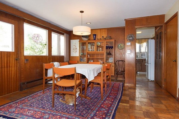 25 David Road Newton, MA 02459 - Photo 3 of 19 Gallery Image 3