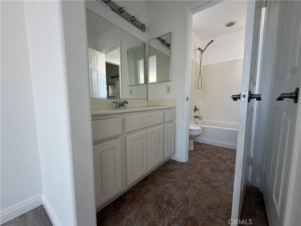 6179 Cedar Creek Road Eastvale, CA 92880 - Photo 25 of 36 2nd Floor Full Bath Sink One