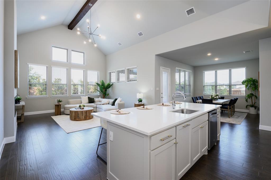 2298 Bristlegrass Road Frisco, TX 75033 - Photo 6 of 20 Gallery Image 6