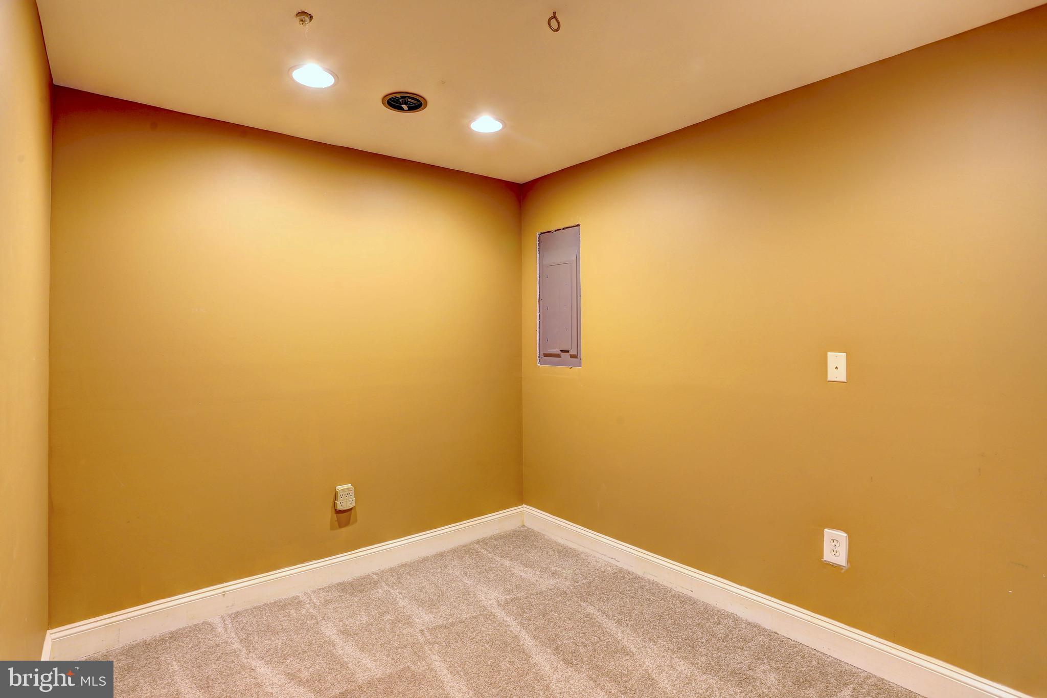 6136 Starburn Path Columbia, MD 21045 - Photo 20 of 35 a view of empty room