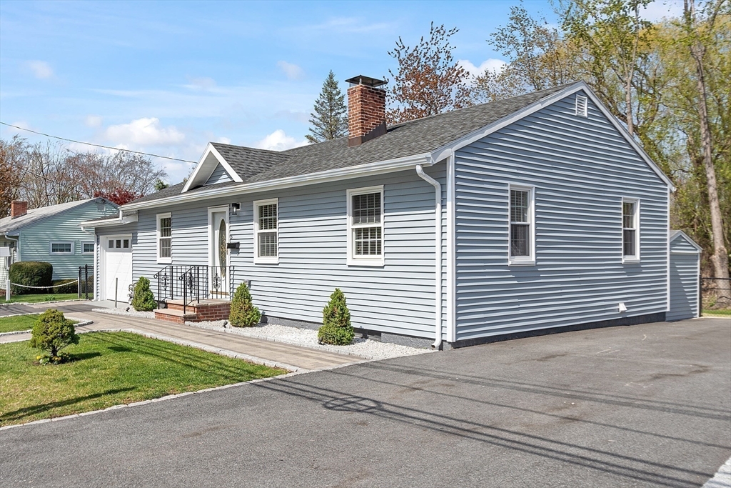 5 Colony Road Woburn, MA 01801 - Photo 3 of 39 Gallery Image 3
