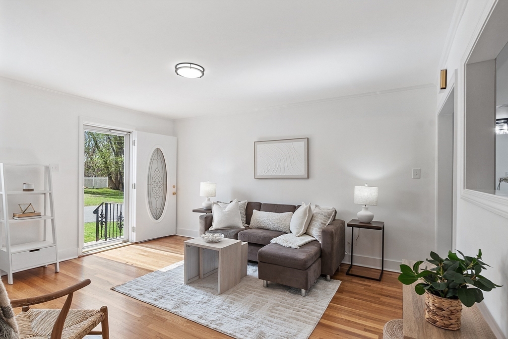 5 Colony Road Woburn, MA 01801 - Photo 6 of 39 Gallery Image 6