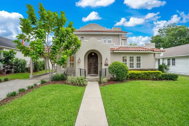 $750,000 | 207 West Maxwell Street, Lakeland, FL 33803