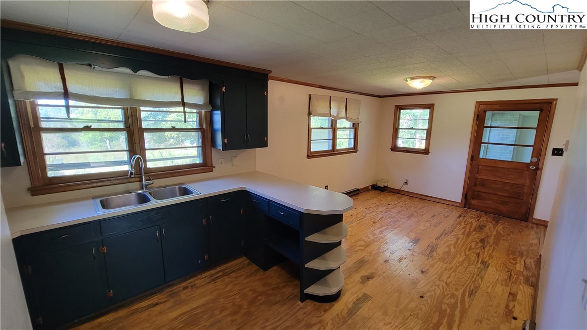 155 Andrews Ridge Road Sparta, NC 28675 - Photo 11 of 34 Gallery Image 11