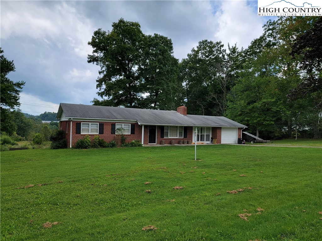 155 Andrews Ridge Road Sparta, NC 28675 - Photo 3 of 34 Gallery Image 3