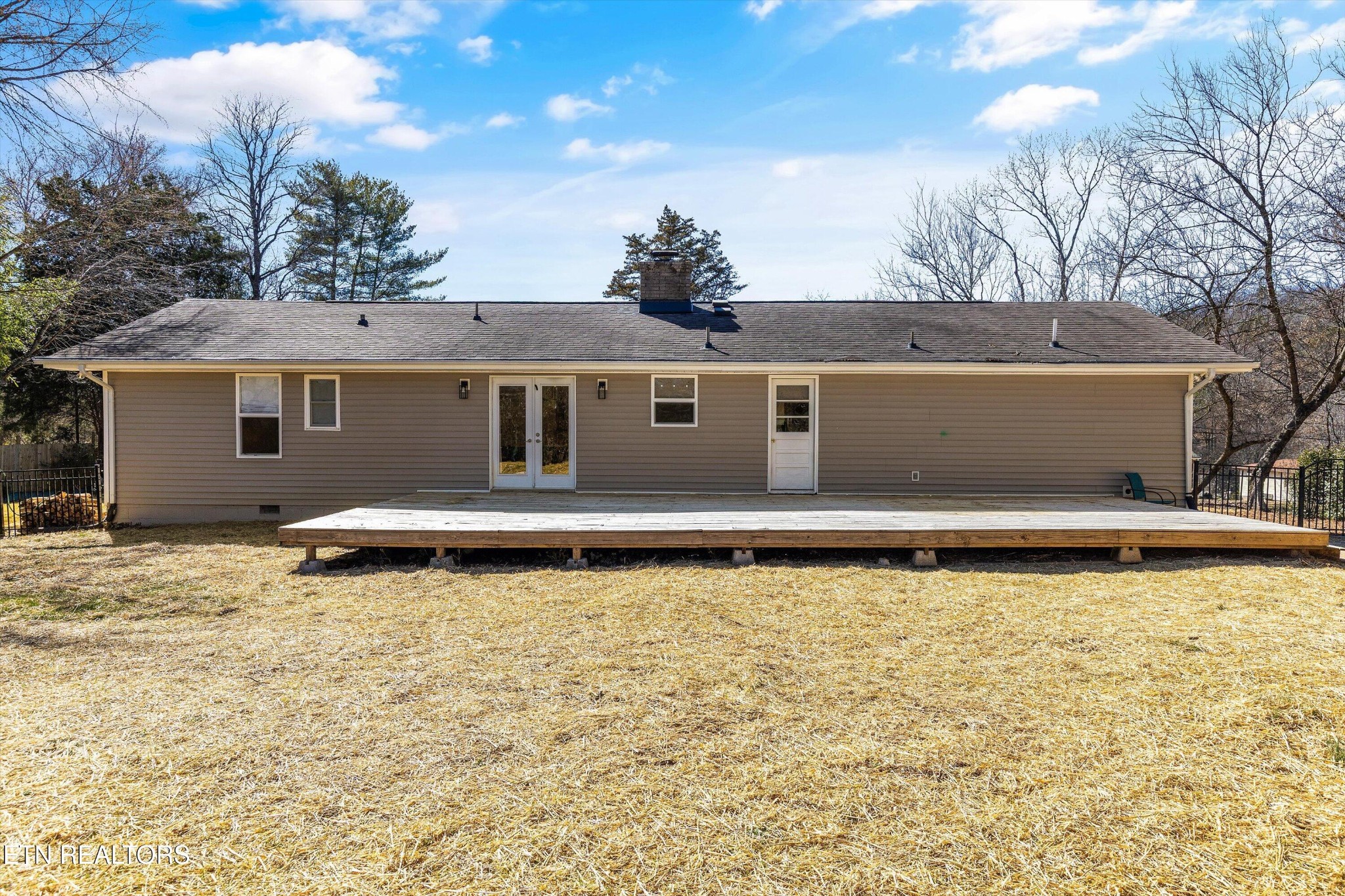 4912 Spring Creek Road Knoxville, TN 37920 - Photo 26 of 29 a view of a house with a swimming pool