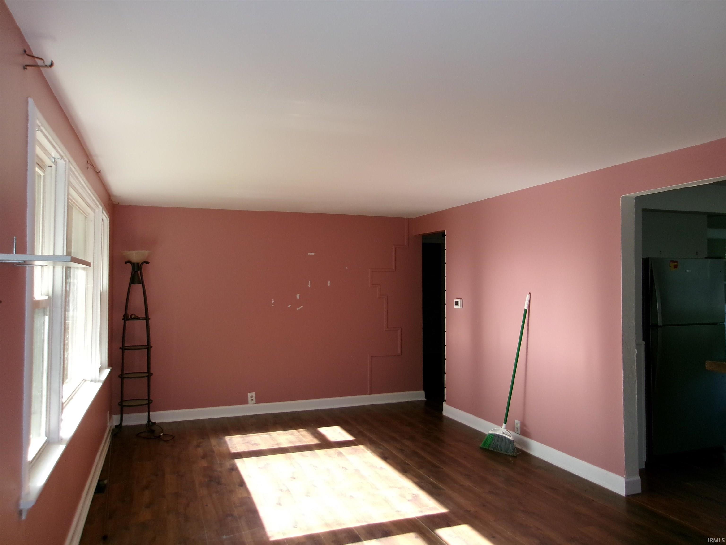 7577 North 550 East Rochester, IN 46975 - Photo 9 of 18 Gallery Image 9