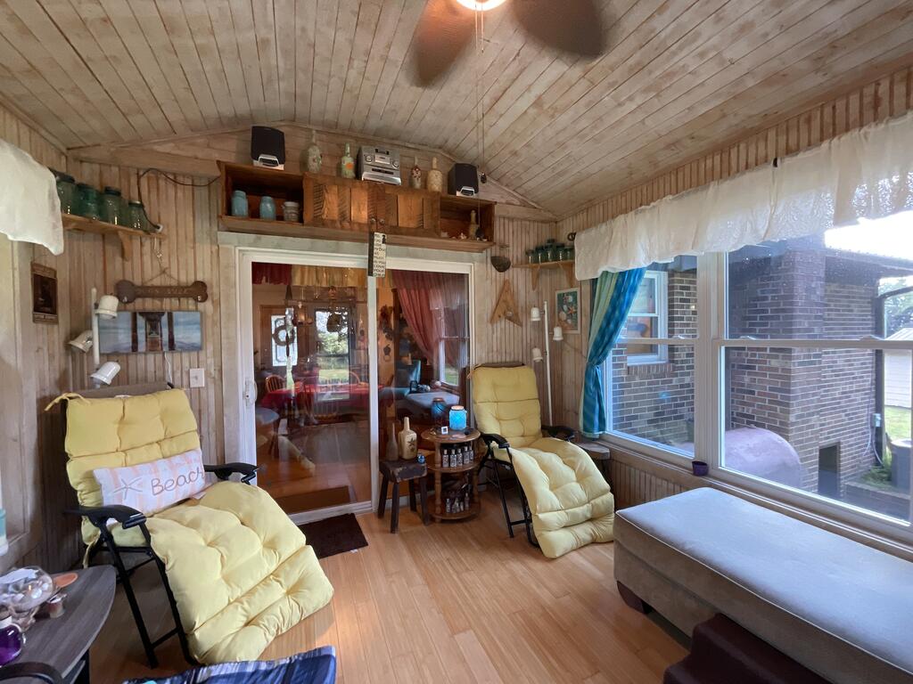 6627 Glade Valley Road Ennice, NC 28623 - Photo 34 of 65 Gallery Image 34
