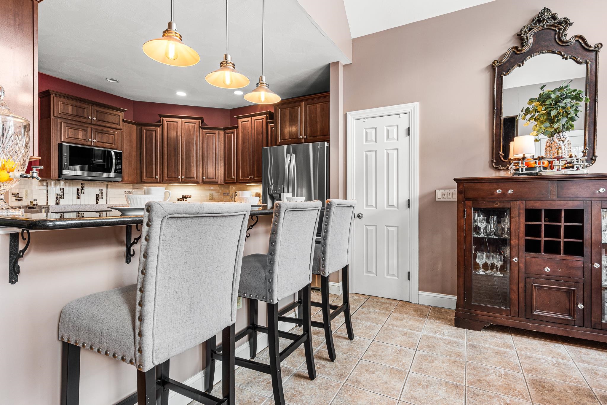 5 Briar Court Hooksett, NH 03106 - Photo 16 of 49