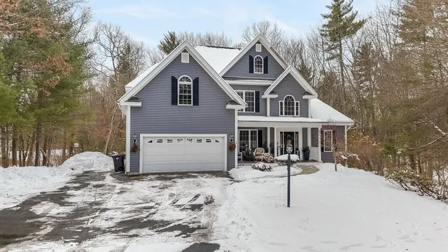 $785,000 | 5 Briar Court, Hooksett, NH 03106