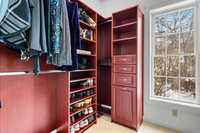 $785,000 | 5 Briar Court, Hooksett, NH 03106