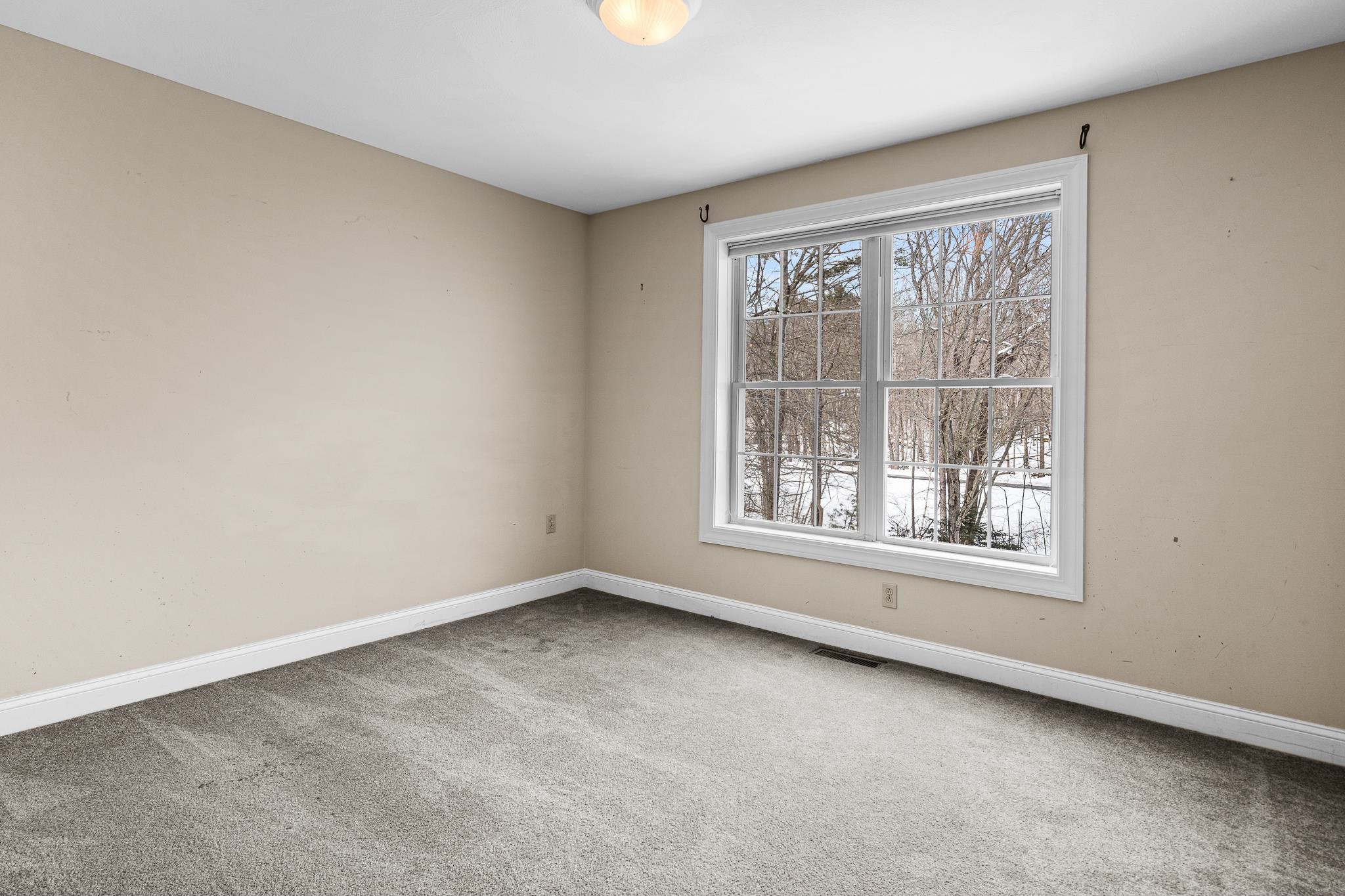 5 Briar Court Hooksett, NH 03106 - Photo 36 of 49