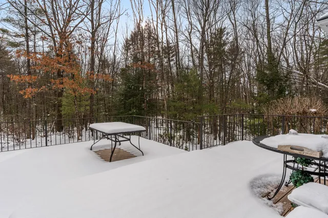 $785,000 | 5 Briar Court, Hooksett, NH 03106