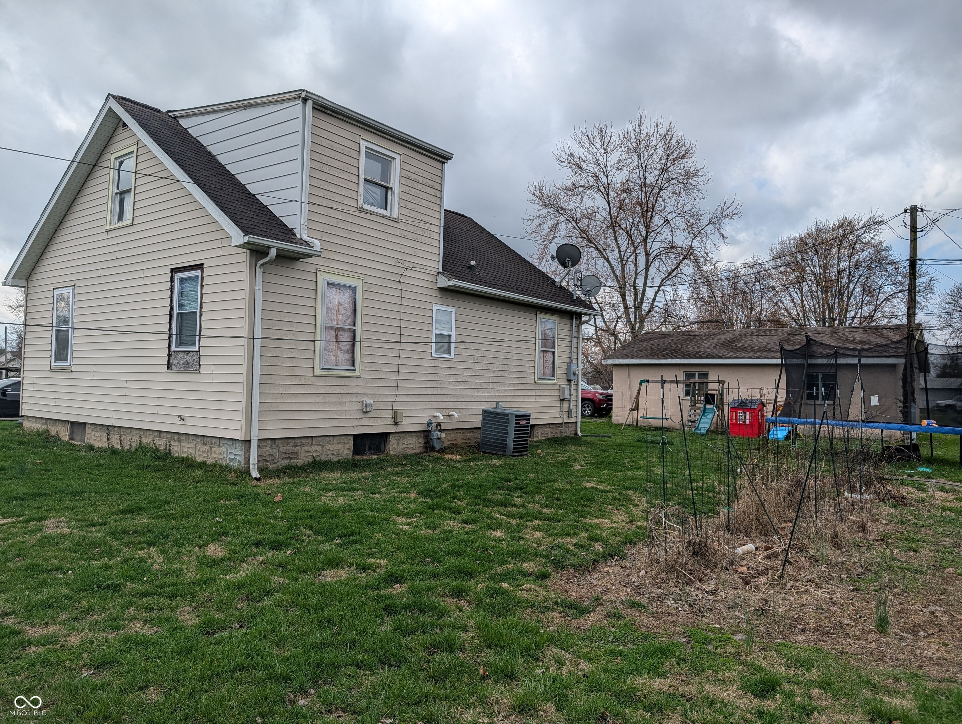 404 Oak Street Crothersville, IN 47229 - Photo 13 of 15