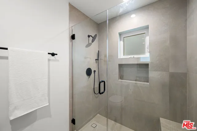 $5,499 | 839 North McCadden Place, Unit F, Los Angeles, CA 90038