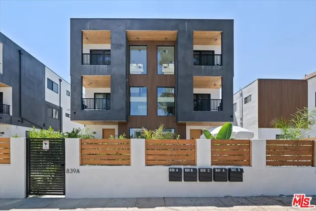 $5,499 | 839 North McCadden Place, Unit F, Los Angeles, CA 90038