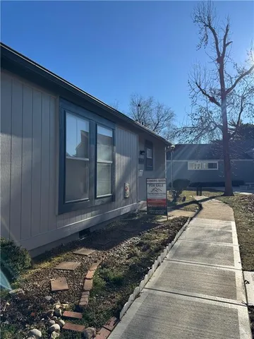 $249,900 | 12201 West 79th Terrace, Lenexa, KS 66215