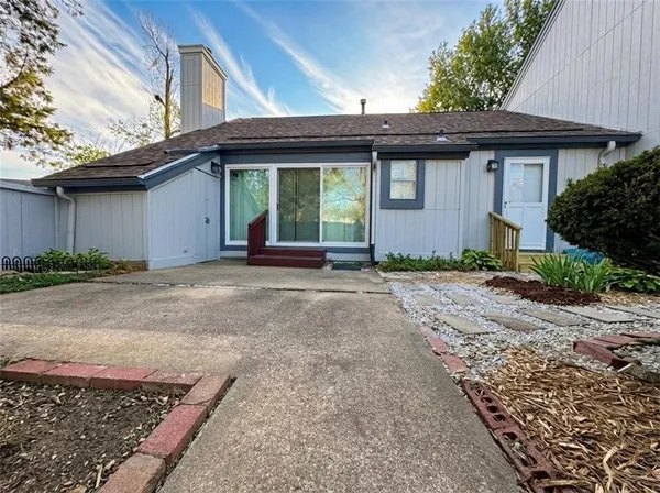 $234,900 | 12201 West 79th Terrace, Lenexa, KS 66215