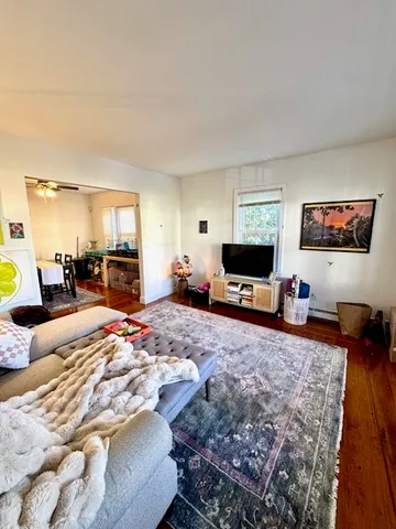 $2,300 | 17 6th Street, Unit 1, Providence, RI 02906