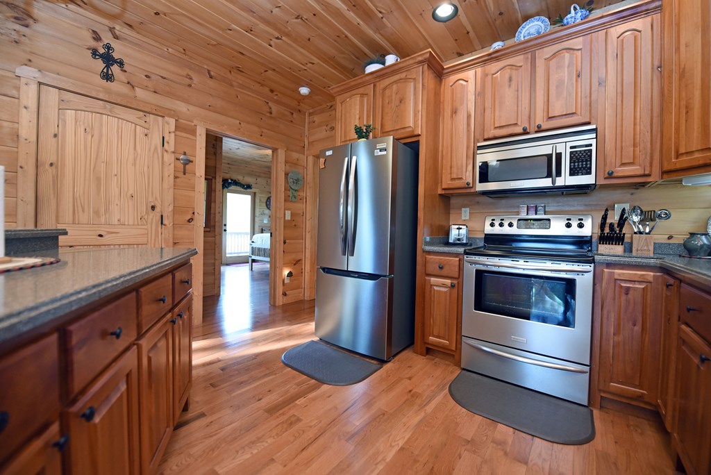 77 Walhala Trail Blue Ridge, GA 30513 - Photo 22 of 51 Gallery Image 22
