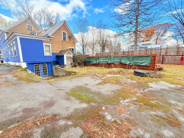 $250,000 | 33 Cottage Avenue, Springfield, VT 05156