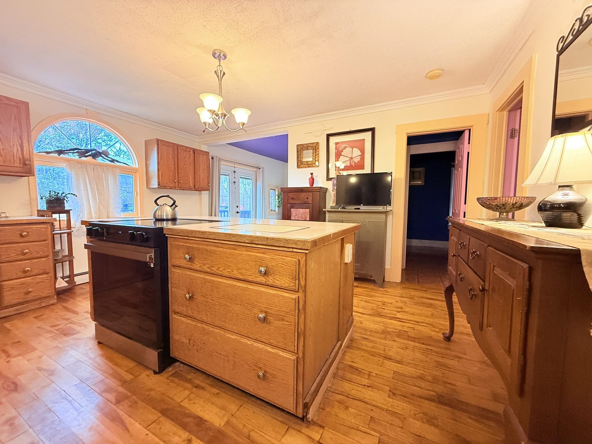 33 Cottage Avenue Springfield, VT 05156 - Photo 8 of 39