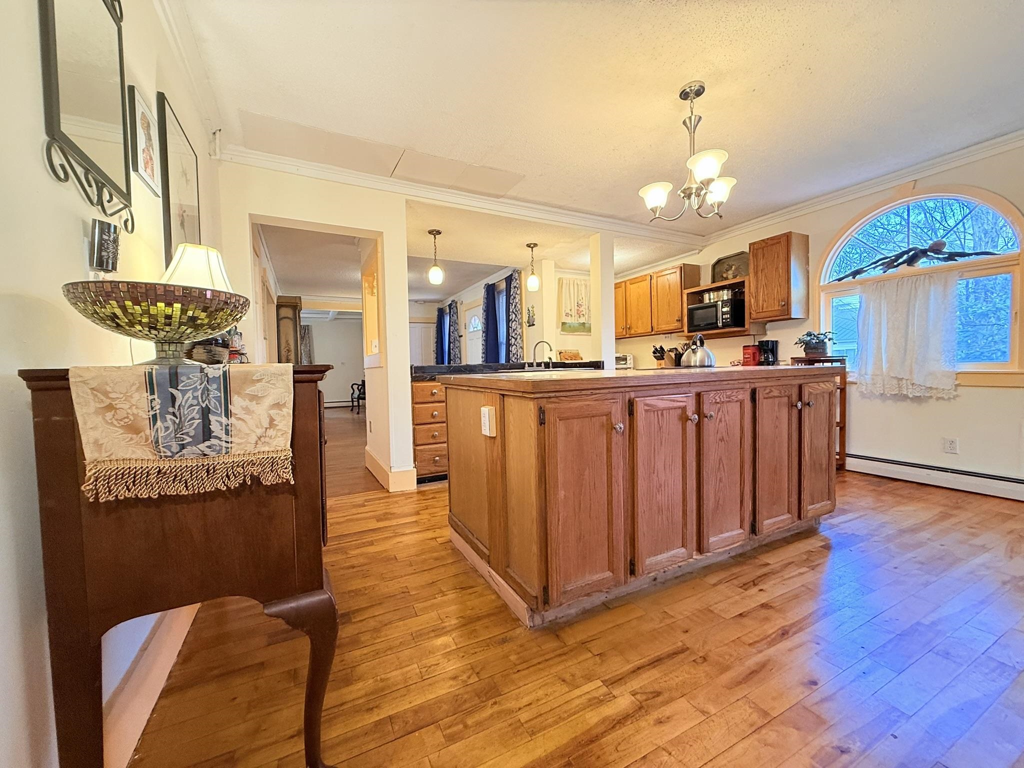 33 Cottage Avenue Springfield, VT 05156 - Photo 10 of 39