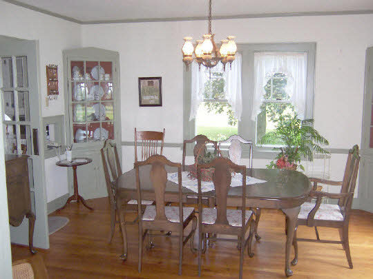15079 Montague Road Winnebago, IL 61088 - Photo 3 of 6 Gallery Image 3
