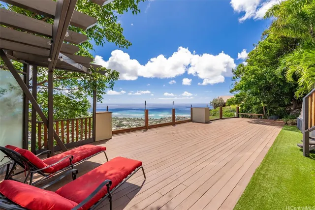 $2,995,000 | 5201 Kuaiwi Place, Honolulu, HI 96821
