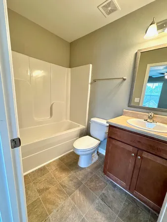$1,525 | 2225 Cedarbrook Court, Tallahassee, FL 32303