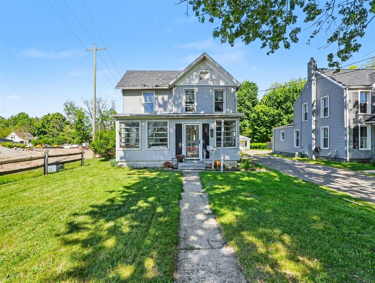 576 South Main Street Adrian, MI 49221 - Photo 1 of 28