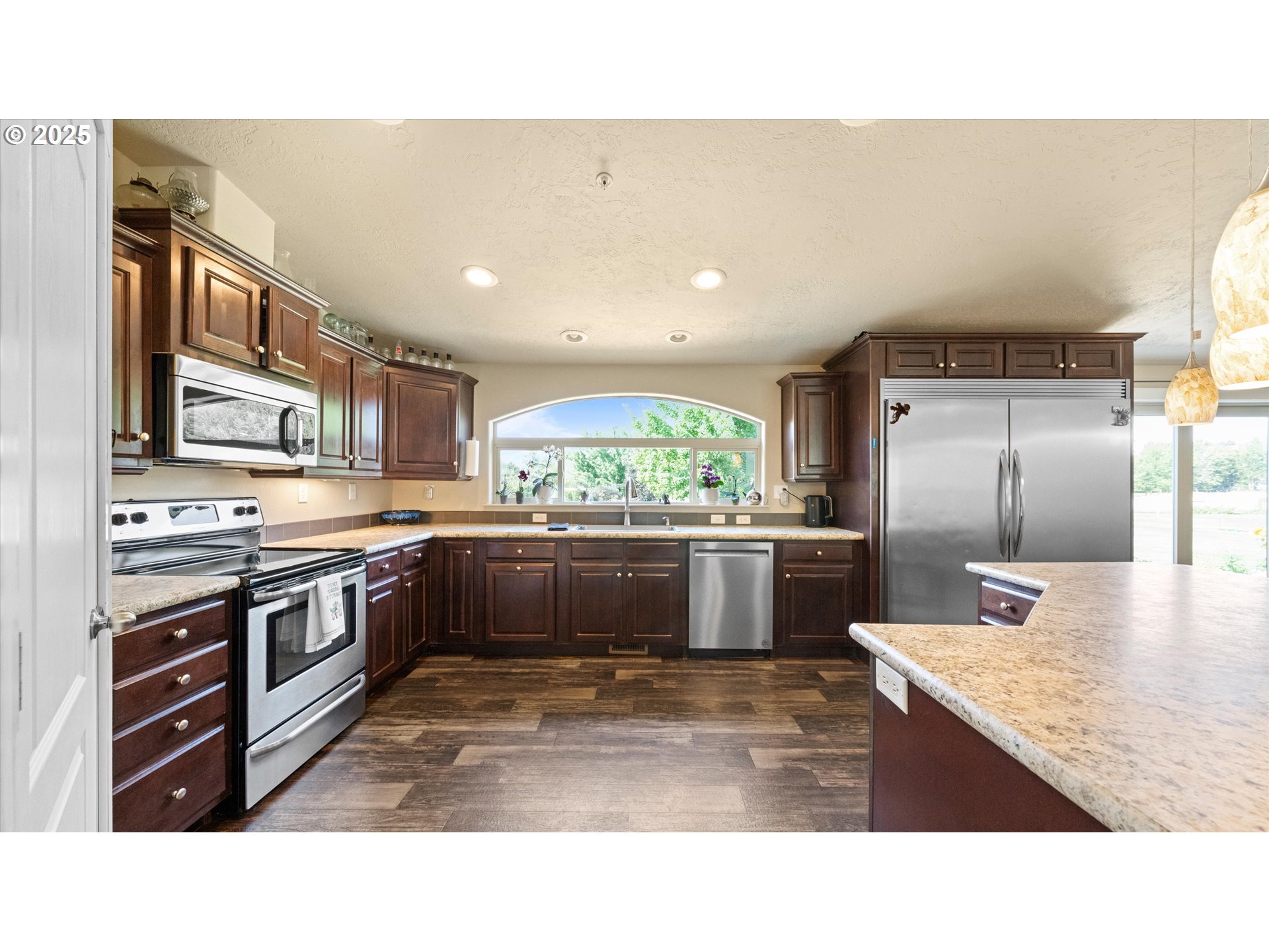 648 Southwest 44th Street Pendleton, OR 97801 - Photo 11 of 41