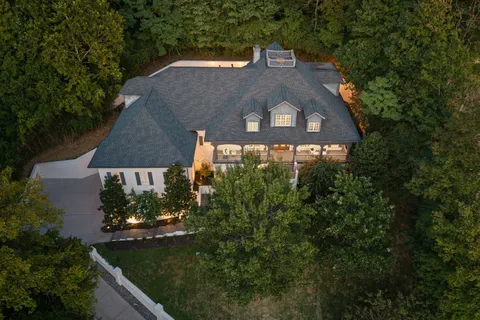$2,999,500 | 937 Travelers Court, Nashville, TN 37220