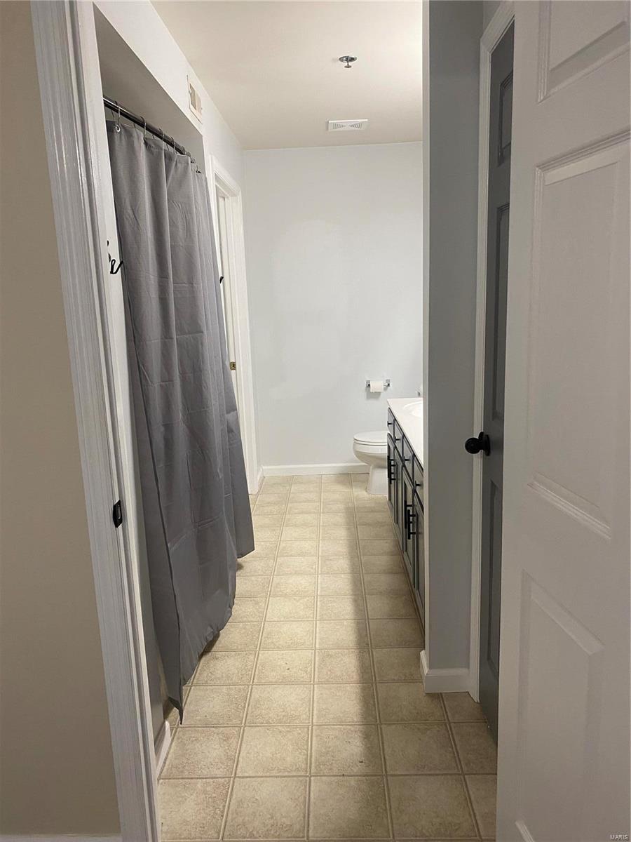 7100 Spring Creek Lane O'Fallon, MO 63368 - Photo 12 of 15