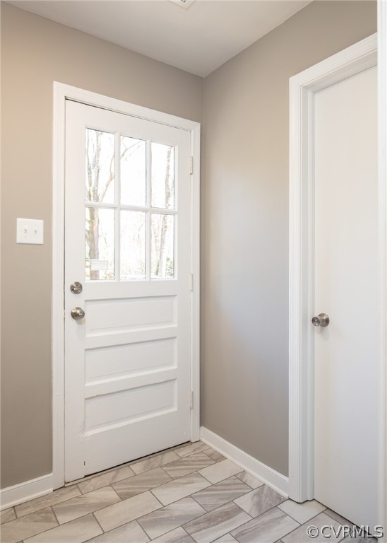 313 Keeton Road Richmond, VA 23227 - Photo 12 of 25 Gallery Image 12