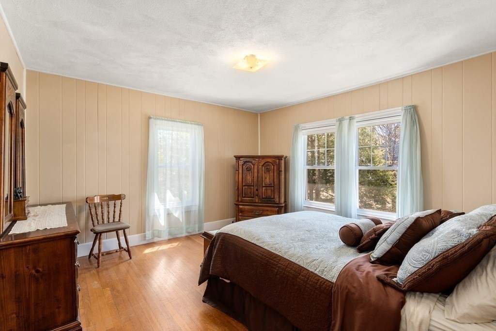 135 Greaton Road Boston, MA 02132 - Photo 8 of 21 Gallery Image 8