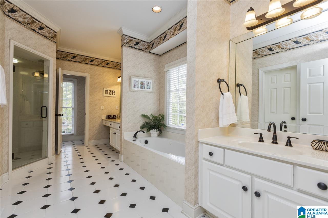 1009 Oak Tree Road Birmingham, AL 35244 - Photo 22 of 50