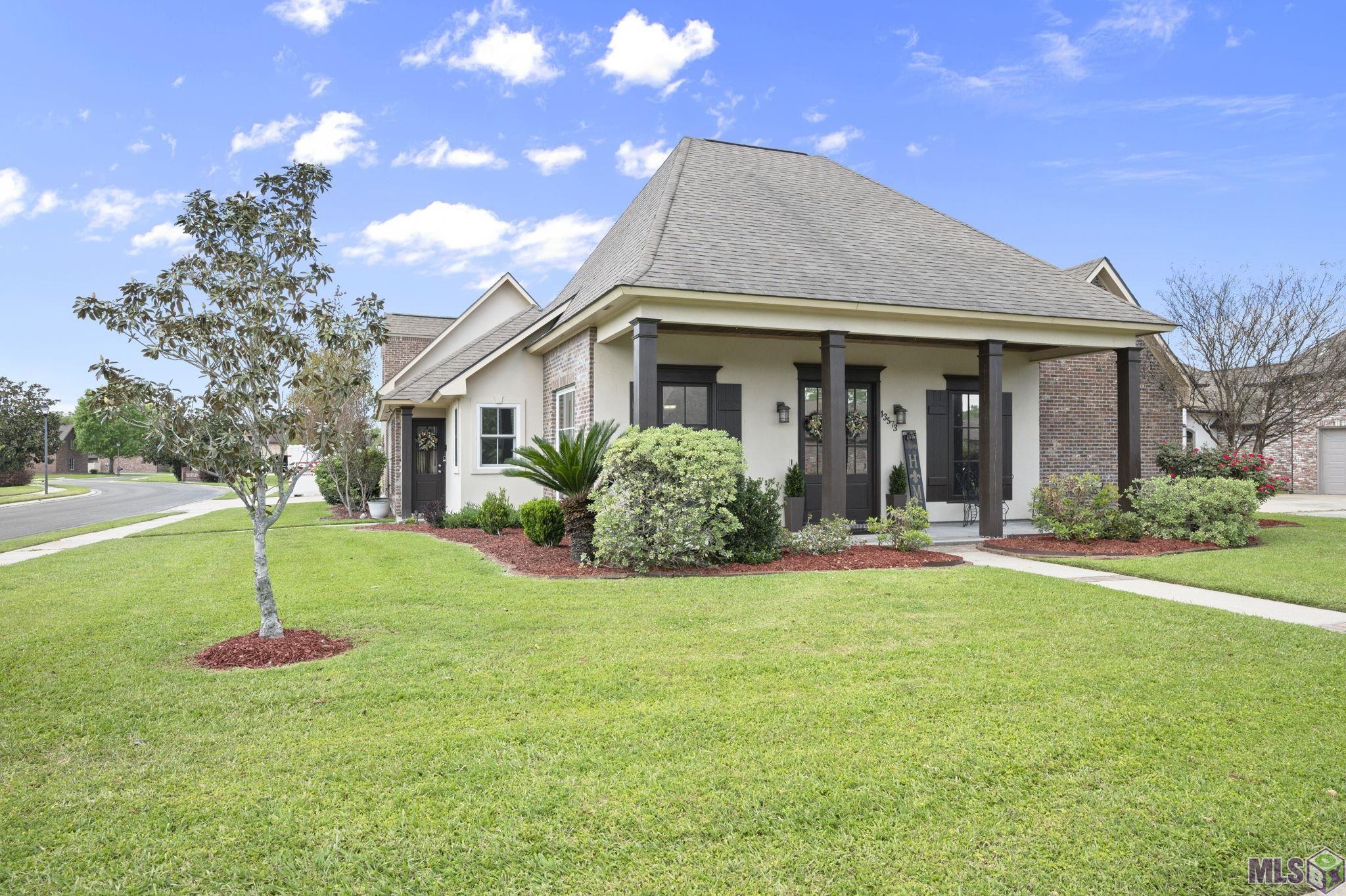 13573 Bluff Point Drive Geismar, LA 70734 - Photo 2 of 31