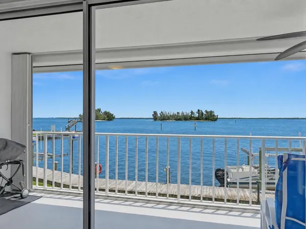 $524,900 | 6005 River Run Drive, Sebastian, FL 32958