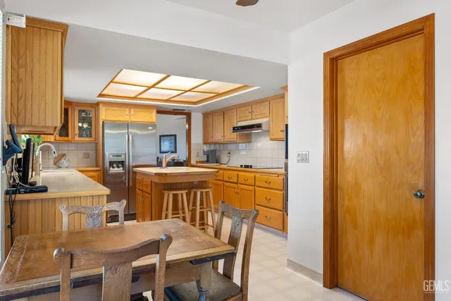 $1,175,000 | Undisclosed Address, Bakersfield, CA 93308