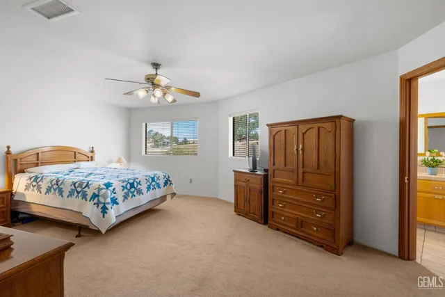 $1,175,000 | Undisclosed Address, Bakersfield, CA 93308