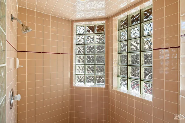 $1,175,000 | Undisclosed Address, Bakersfield, CA 93308