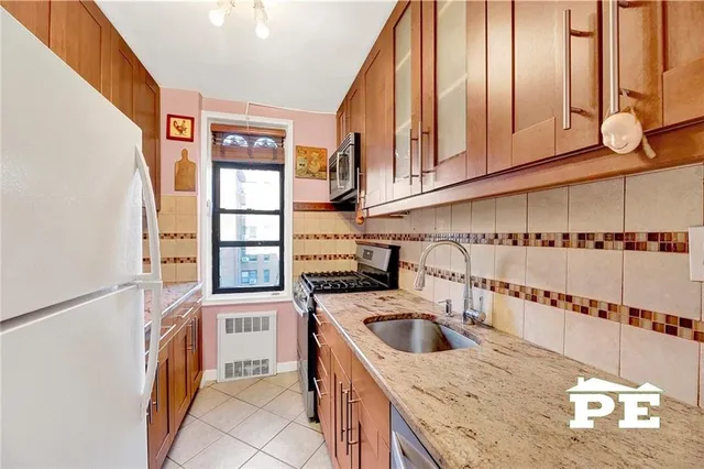 $349,000 | 2240 Burnett Street, Unit 4C | Marine Park