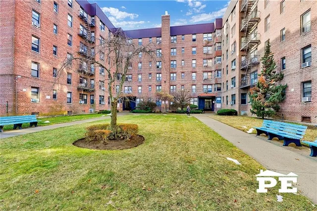 $349,000 | 2240 Burnett Street, Unit 4C | Marine Park