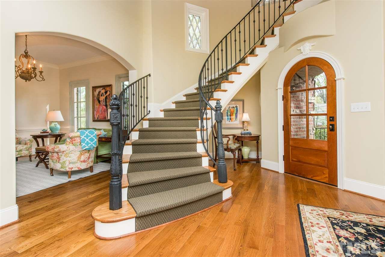 1714 Banbury Road Raleigh, NC 27608 - Photo 2 of 25