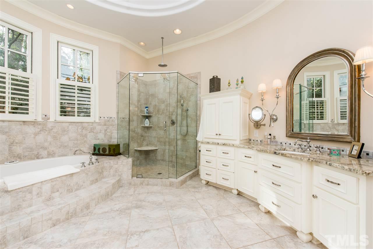 1714 Banbury Road Raleigh, NC 27608 - Photo 13 of 25
