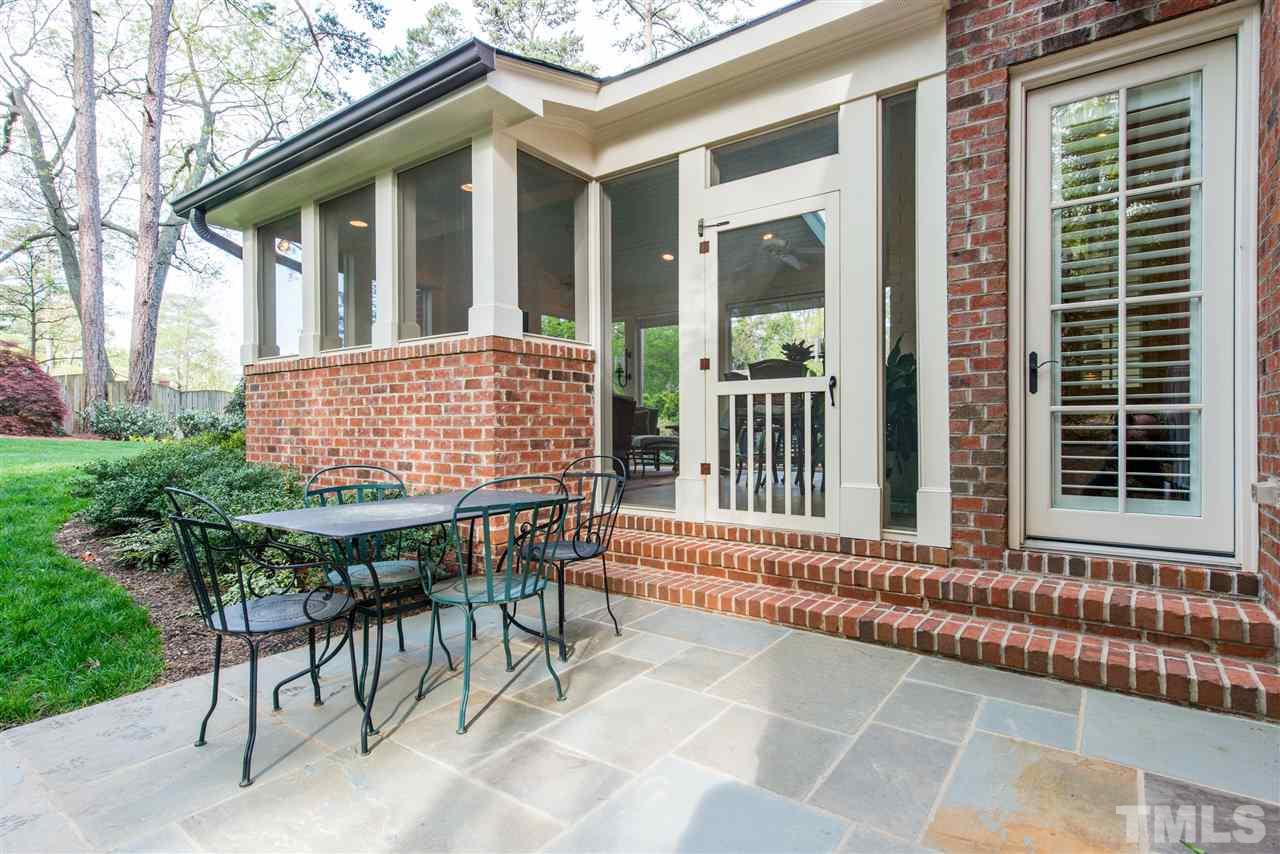 1714 Banbury Road Raleigh, NC 27608 - Photo 23 of 25