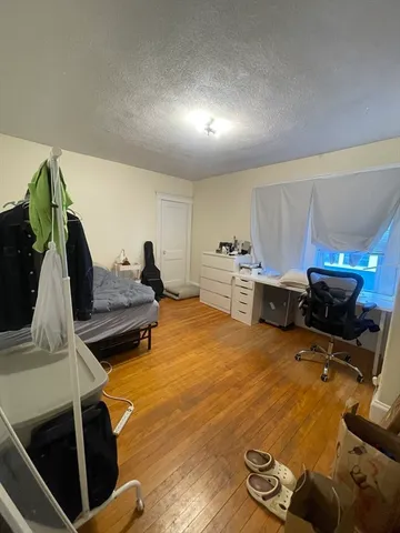 $5,050 | 44 Chetwynd Road, Unit 2, Somerville, MA 02144