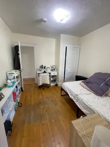 $5,050 | 44 Chetwynd Road, Unit 2, Somerville, MA 02144