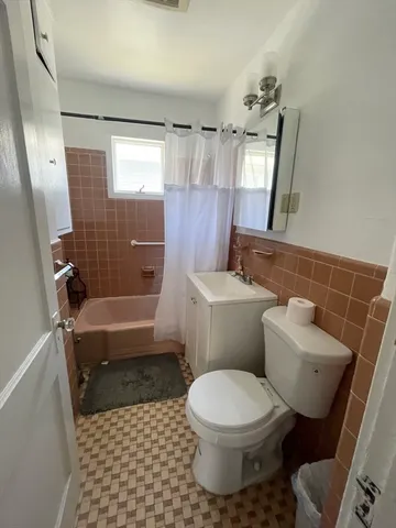 $5,050 | 44 Chetwynd Road, Unit 2, Somerville, MA 02144